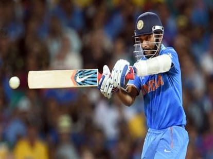 ravi shastri says about virat kohli and ms dhoni