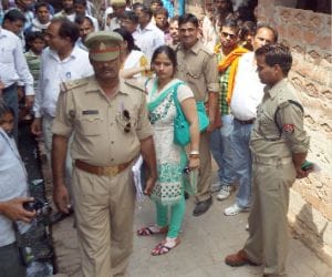 Five people died after taking poisonous wine in Unnao.