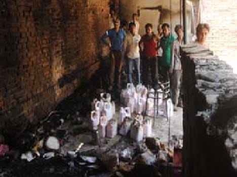 Millions of fire ashes in three stores Goods