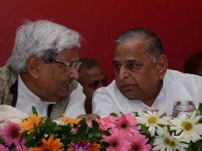 Mulayam tells a story when he get failed in English.