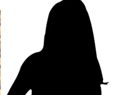 The woman made the victim of Honey Trap to doctor.