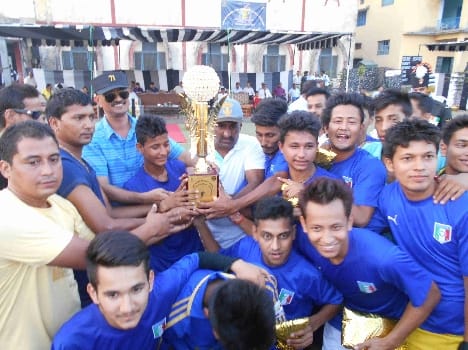Trophy captures the mini-stadium Banbasa