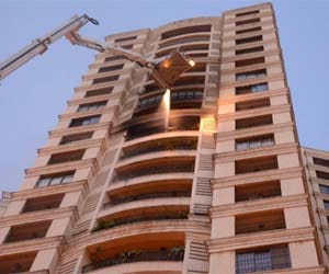 fire in mumbai building, seven dead
