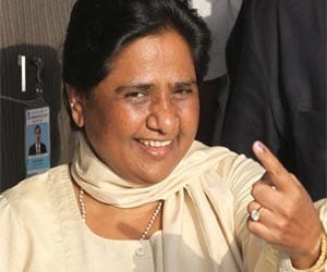 Molestation case registered against Mayawati brother in delhi