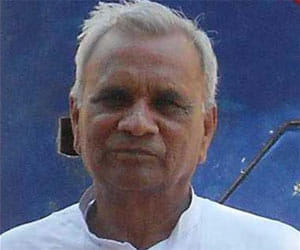 minister totaram yadav give controversial statement about rape