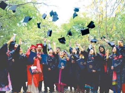 IIT kanpur topper karan singh rejects 63 lakh package job