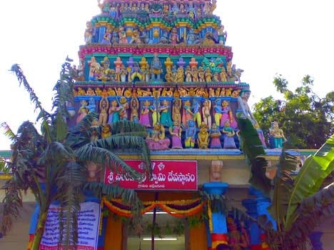 priests on strike in telangna temples