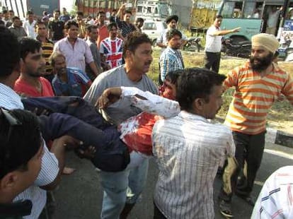 bus accident in punjab, 12 dead