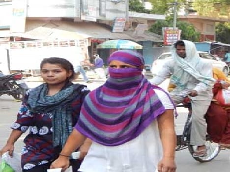 Cut electricity cry , suffering from heat stroke