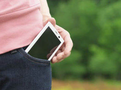 dehiya khap panchayat chief suggested girls, not to use smartphones