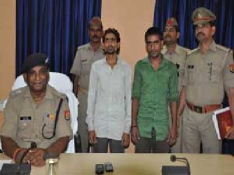 There was a suspicion of illicit relations in the murder of Intekhab