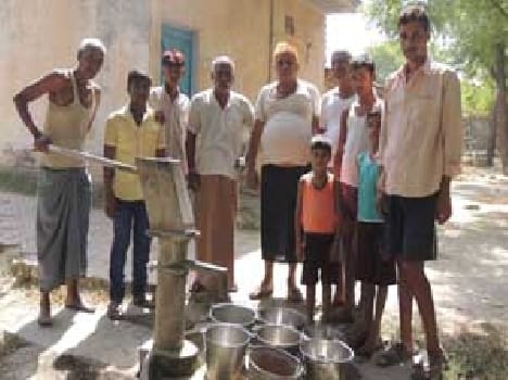 People protest over  faulty handpump