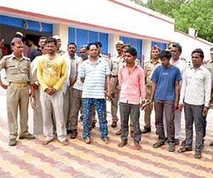 dinesh kumar das arrest in shriji temple case