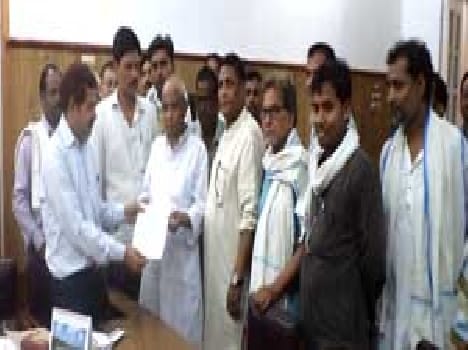 Jagendra raised voice for justice