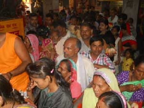 Vindhywasini mother 's court descended faithful , Gunje Jaykare
