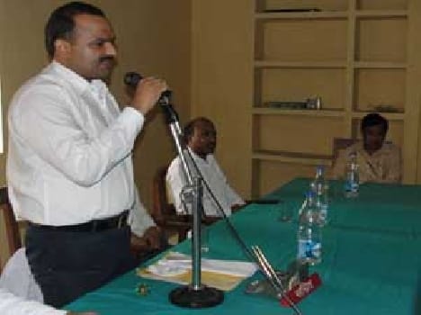 ADJ Addressing the seminar 