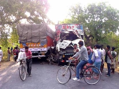 Accident in Banthara in Lucknow.