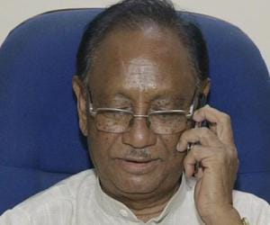 girdhar gamang will join bjp