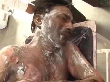 journalist jagendra video, he says if you want to aresst me then whyu burnt me