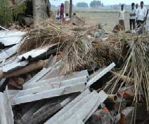 five house collapse due to heavy rain pithoragarh.