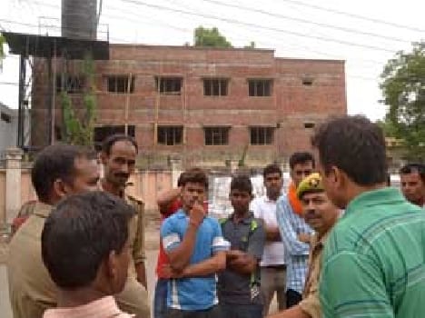 Under Construction of C-MET in the hostel throttles us killed