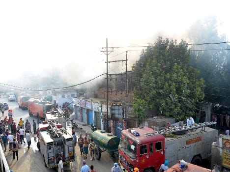 amritsar, fire, factory, woollen, three, fire brigade