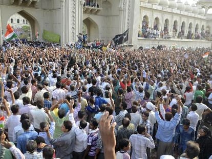 Shia Waqf Board to file FIR against Kalbe Javvad.
