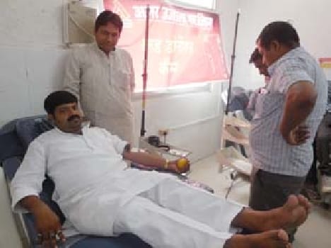21 people have donated blood