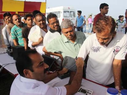 amar ujala blood donation and health checkup camp