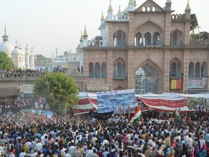 Kalbe javvad attacks on Azam before arrest.