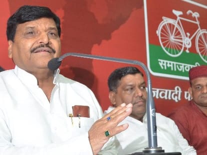 shivpal singh angry with bureaucrats and engineer