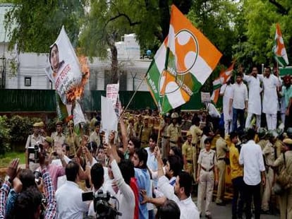 BJP MP objectionable statements on Sonia Gandhi