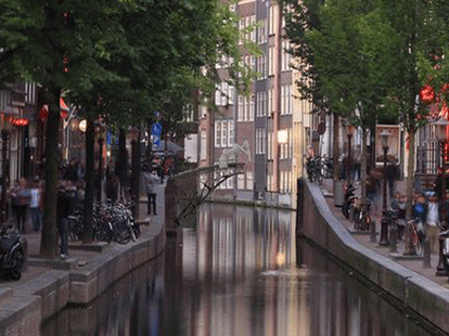3D-printed bridge in amsterdam
