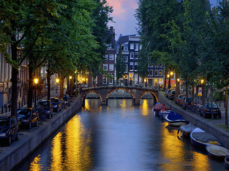 3D-printed bridge in amsterdam