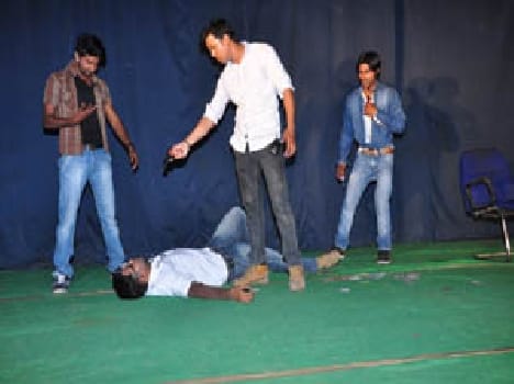 Nayak bane khalnayak ne jeeta darshakon ka Dil