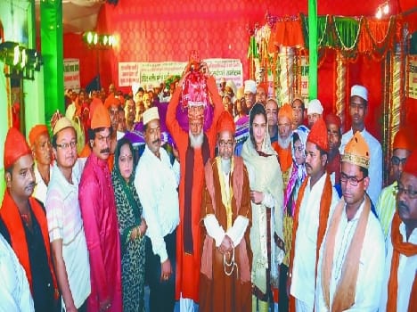 Flag hoisting ceremony descended Jayrin