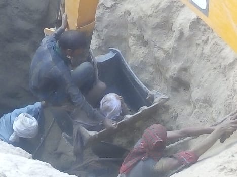 Nine hours later from wells Mjadurthe banned live cattle out