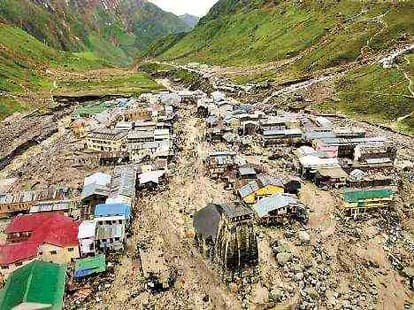 there is no dangerous glacier in uttarakhand.