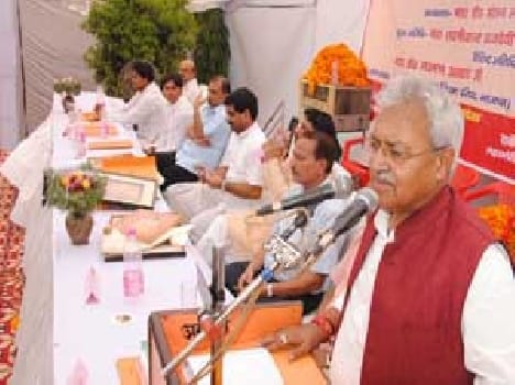 Students of political parties to diversify sockets not correct - Dr. Laxmikant