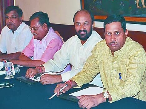 protest against up government