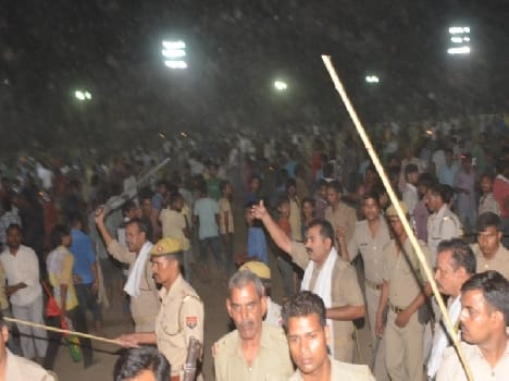 Fight  teams in SP 's Night Cricket Tournament  