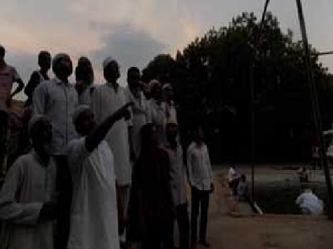 Travih descended Nmaji , mosques filled