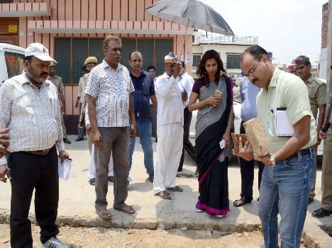 Development works ' Kmishnkhori " DM on strict