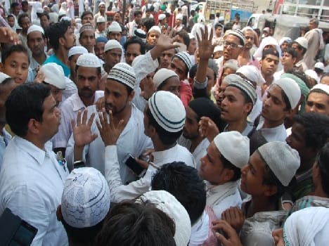 Jatvpuri Xing jam after the Juma prayers 