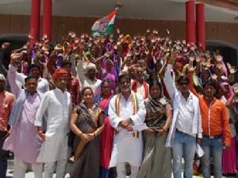 Socialist pension paid on the Collectorate shout