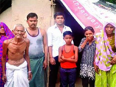 Sons in IIT top-500, daily-wager dad doesn't have Rs 1L for fees