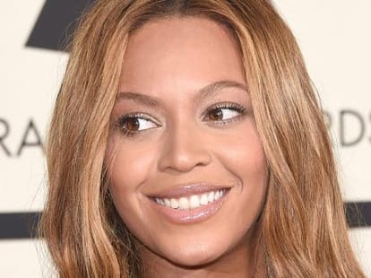 6 of the Sexiest And Most Powerful Women in the World