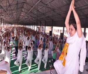From yoga to cure thousands of people out of homes