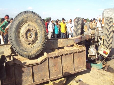 Death of a worker in a road accident