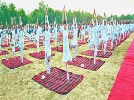 yog practice at agra college
